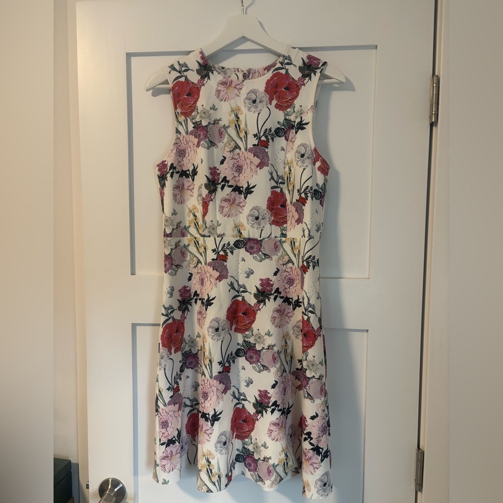 ICONE by Simons White Midi Dress with Red and Pink Floral Print